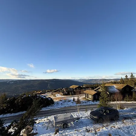 Family In Hafjell, In-ski Out Semesterbostad